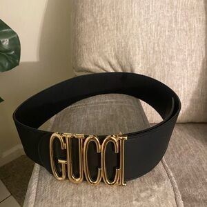 Elegant women’s belt